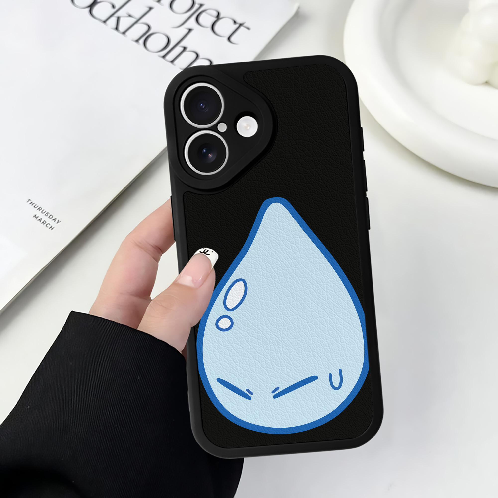 （画像用） 転スラ Regarding Reincarnated to Slime 【iPhone 16シリーズ対応】シリコンスマホケース（レザー調） 材質：シリコン